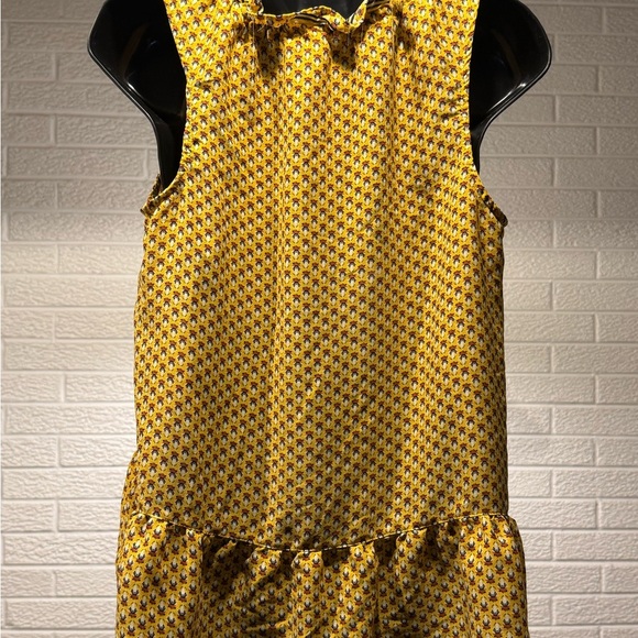 Max Studio Yellow Asymmetrical Peplum Tank‎ Top - Picture 2 of 3